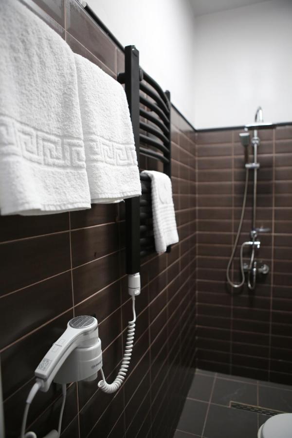 Dark Boutique Hotel Shkoze المظهر الخارجي الصورة