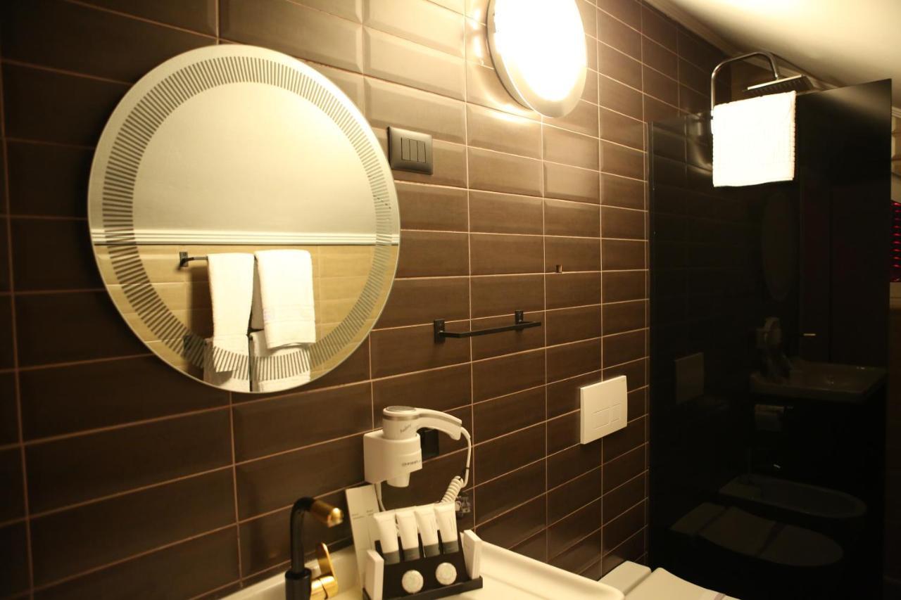 Dark Boutique Hotel Shkoze المظهر الخارجي الصورة