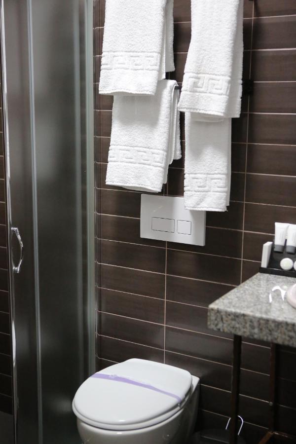 Dark Boutique Hotel Shkoze المظهر الخارجي الصورة