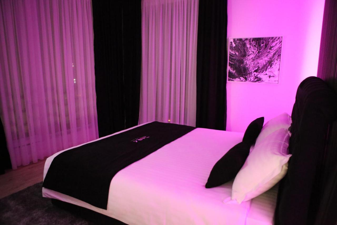 Dark Boutique Hotel Shkoze المظهر الخارجي الصورة