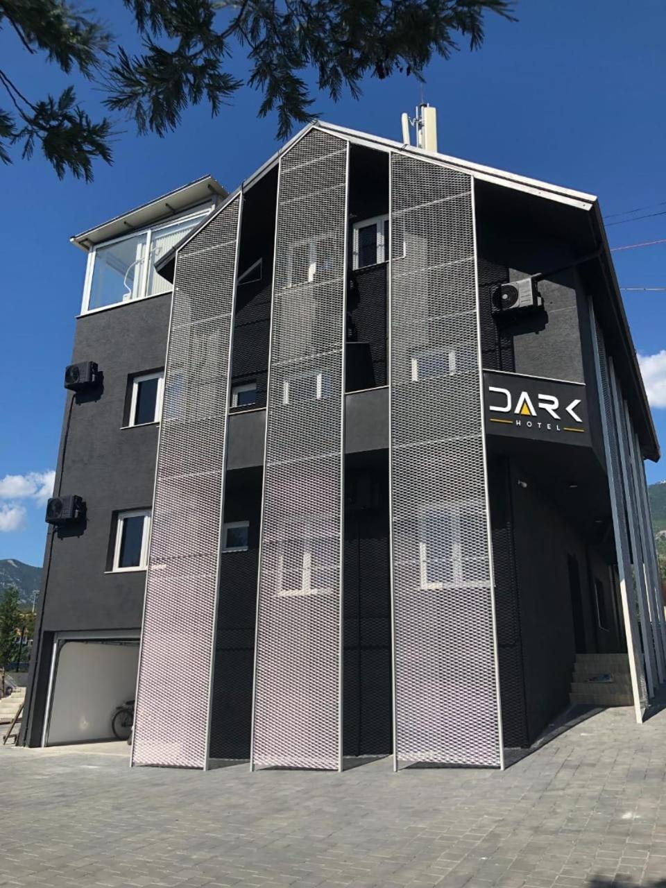 Dark Boutique Hotel Shkoze المظهر الخارجي الصورة